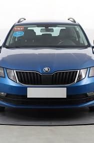 Używany Skoda Octavia 150 KM (110 kW) 2019 Niebieski Kombi