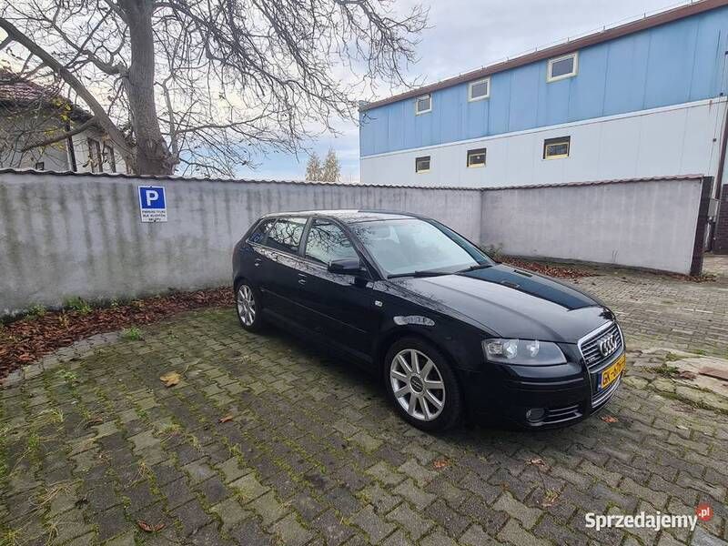Czarny Używany 2004 Audi A3 Sportback S-Line Hatchback | 19 650 zł - Obraz 1/4