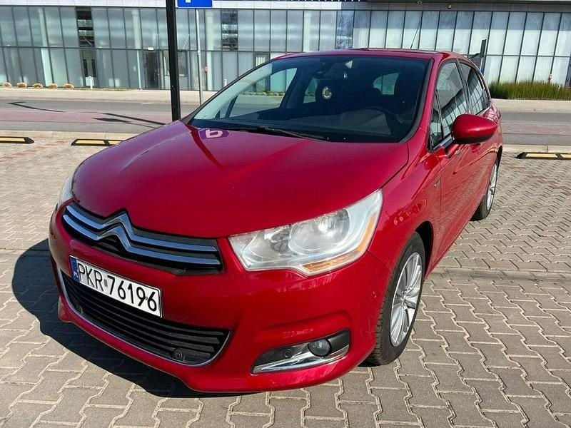 Czerwony Używany 2011 Citroën C4 Sedan/Limuzyna | 20 000 zł (Uczciwa cena) - Obraz 1/4