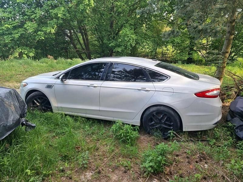Używany Ford Fusion 2013 Biały Sedan/Limuzyna