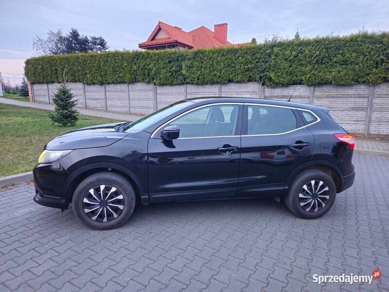 Czarny Używany 2015 Nissan Qashqai Visia SUV | 37 500 zł (Uczciwa cena) - Obraz 1/4