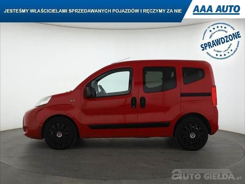 Używany Fiat Qubo Trekking 2013 Czerwony Minivan