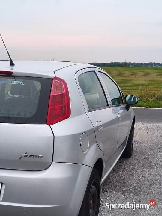 Używany 2010 Fiat Grande Punto Hatchback | 7000 zł (Uczciwa cena) - Obraz 1/4