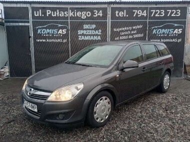 Inny kolor Używany 2010 Opel Astra Kombi | 8500 zł (Uczciwa cena) - Obraz 1/4
