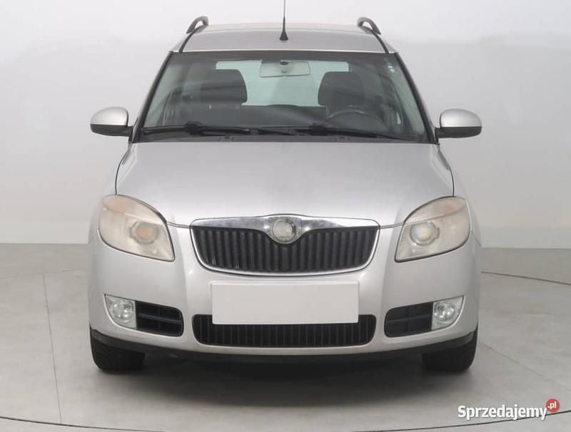 Srebrny Używany 2007 Skoda Roomster Kombi | 12 999 zł (Uczciwa cena) - Obraz 1/4