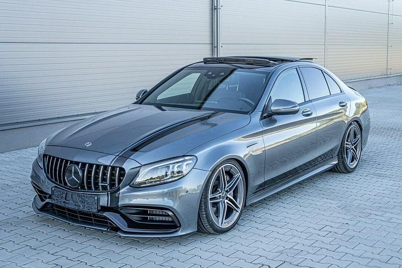 Używany Mercedes C63S AMG AMG 476 KM (350 kW) 2019 Szary Sedan/Limuzyna