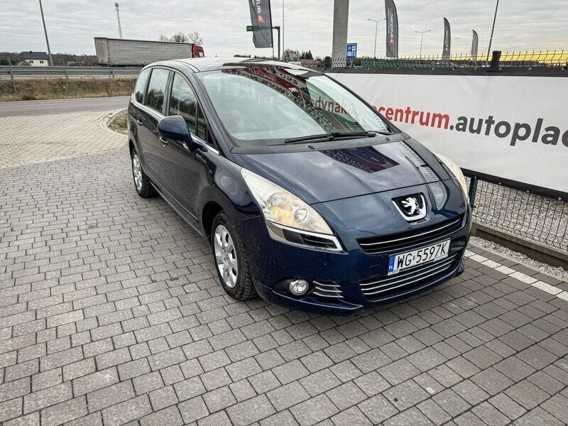 Niebieski ciemny (metalik) Używany 2010 Peugeot 5008 Minivan | 19 800 zł (Uczciwa cena) - Obraz 1/4