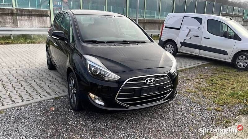 Czarny Używany 2015 Hyundai ix20 Hatchback | 37 800 zł (Uczciwa cena) - Obraz 1/4