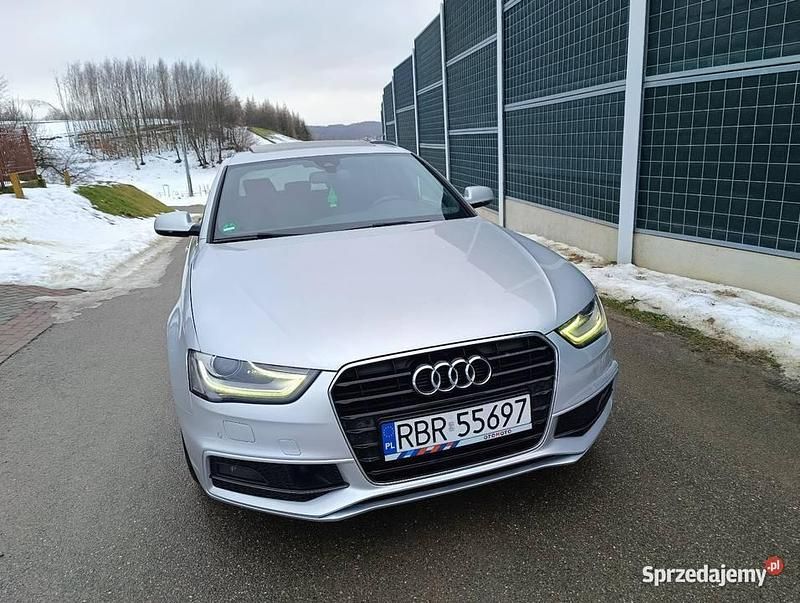 Używany Audi A4 S-Line 150 KM (110 kW) 2013 Srebrny Kombi