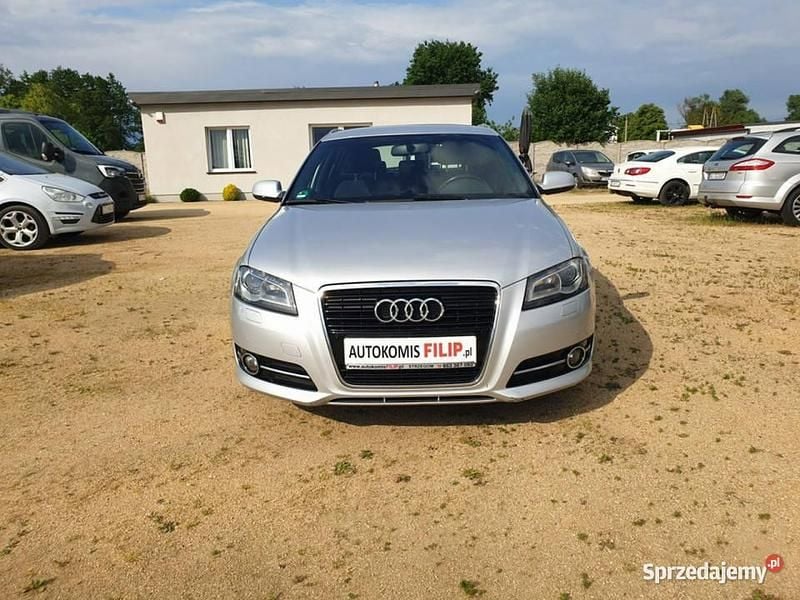 Srebrny Używany 2011 Audi A3 Hatchback | 33 900 zł (Dość drogi) - Obraz 1/4
