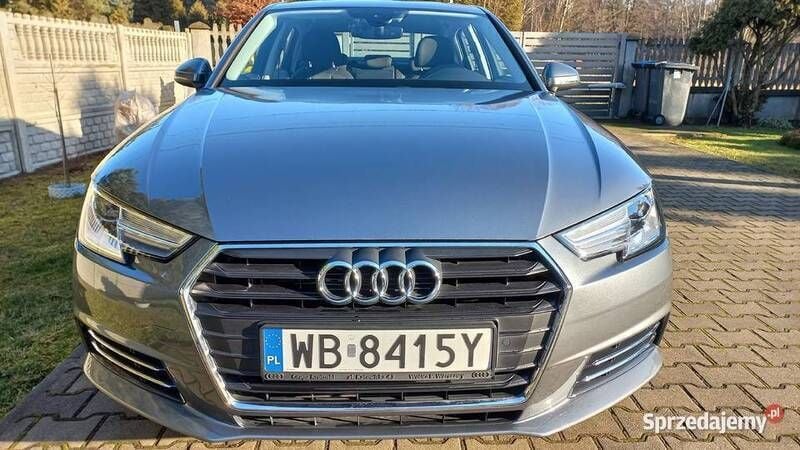 Szary Używany 2016 Audi A4 Comfort Sedan/Limuzyna | 68 500 zł (Dobra cena) - Obraz 1/4