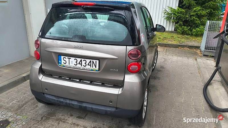 Szary Używany 2008 Smart ForTwo Coupé Coupe | 4500 zł - Obraz 1/4