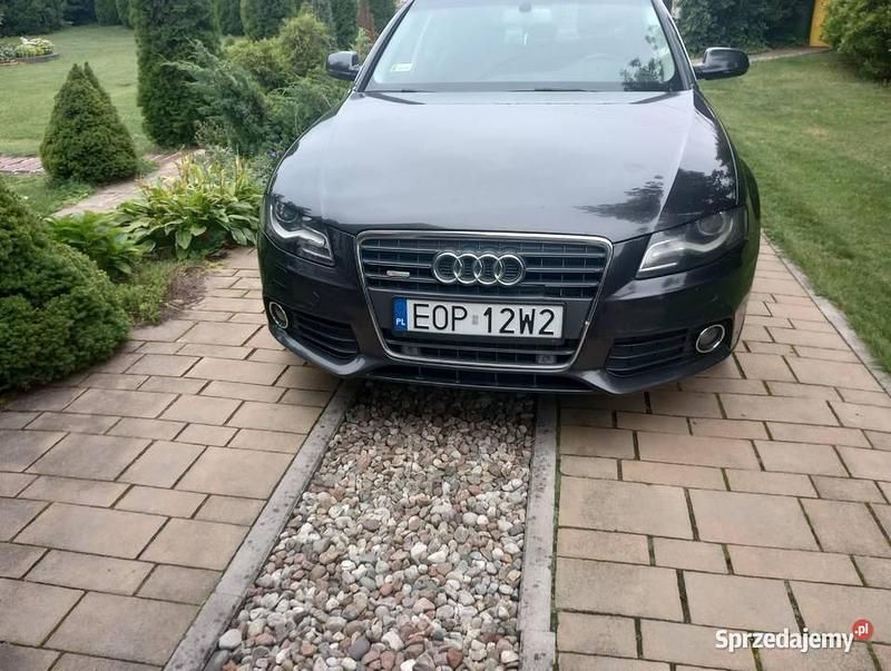 Używany Audi A4 2011 Czarny Sedan/Limuzyna
