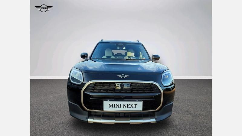 Używany Mini Countryman 150 KM (110 kW) 2024 Midnight black ii metalizowany SUV