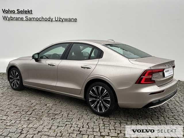 Używany Volvo S60 250 KM (183 kW) 2024 Szary Sedan/Limuzyna