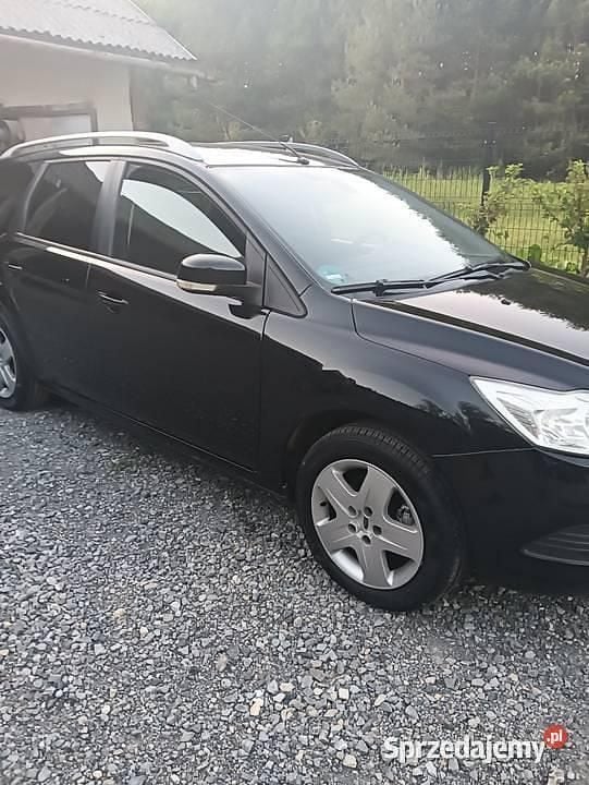 Czarny Używany 2009 Ford Focus Kombi | 14 300 zł (Uczciwa cena) - Obraz 1/4