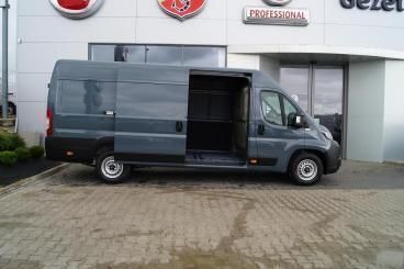 Używany Fiat Ducato 140 KM (102 kW) 2024 Szary Van