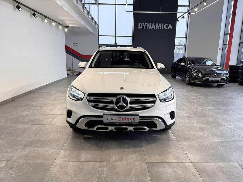 Biały Używany 2022 Mercedes GLC200 SUV | 158 900 zł (Dobra cena) - Obraz 1/2