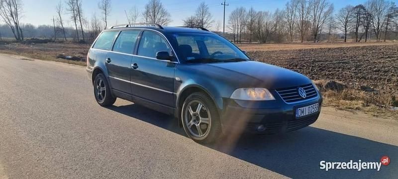 Zielony Używany 2001 VW Passat Kombi | 4600 zł (Dobra cena) - Obraz 1/4