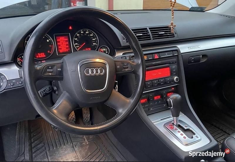 Używany Audi A4 2006 Srebrny Sedan/Limuzyna