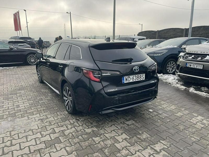 Używany Toyota Corolla 184 KM (135 kW) 2022 Czarny Kombi