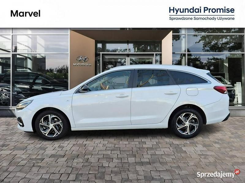 Biały Używany 2024 Hyundai i30 Kombi | 77 900 zł (Drogi) - Obraz 1/4
