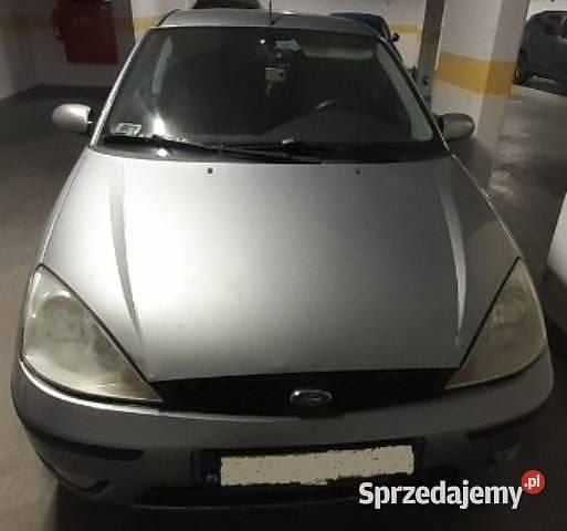 Używany Ford Focus 2003 Srebrny Hatchback