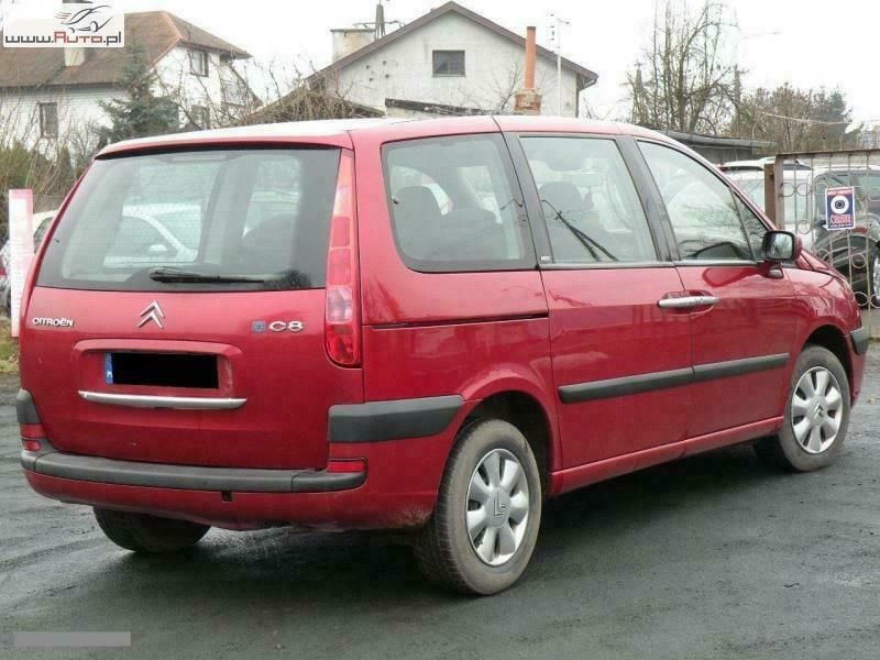 Używany Citroën C8 110 KM (80 kW) 2003 Czerwony ciemny (metalik) Minivan