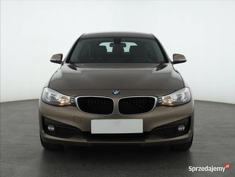 Brązowy Używany 2015 BMW 318 Gran Turismo Sedan/Limuzyna | 46 999 zł - Obraz 1/4