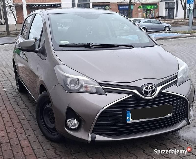 Używany Toyota Yaris 99 KM (72 kW) 2016 Hatchback