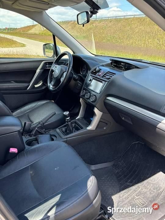Używany Subaru Forester 2013 Srebrny SUV