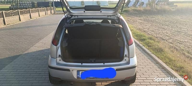 Używany Opel Corsa Sport 2005 Srebrny Hatchback