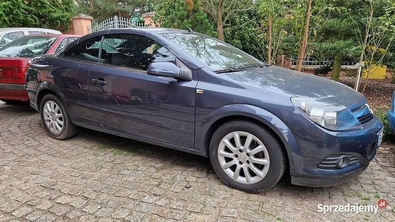 Granatowy Używany 2007 Opel Astra Cabriolet Kabriolet | 8990 zł - Obraz 1/4