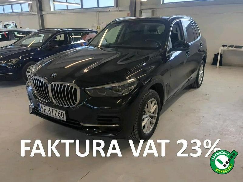 Czarny (metalik) Używany 2022 BMW X5 SUV | 197 479 zł - Obraz 1/3