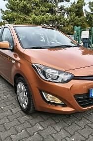 Używany Hyundai i20 86 KM (63 kW) 2014 Pomarańczowy Hatchback