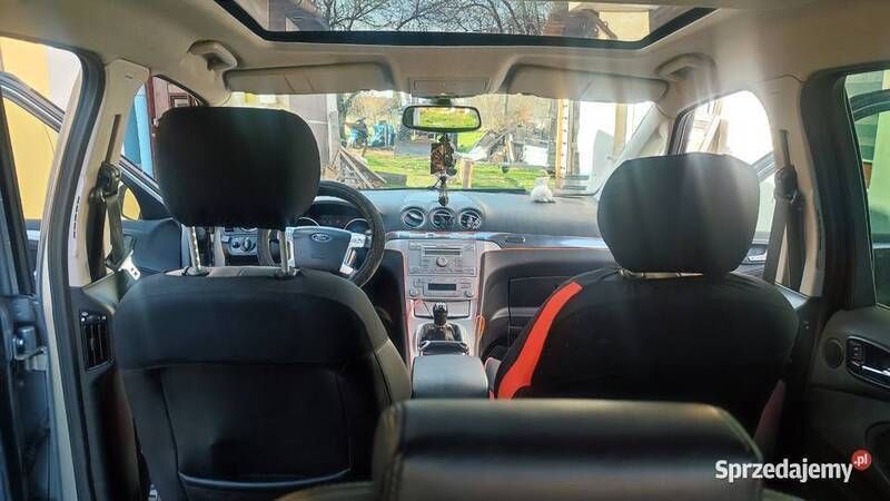 Używany Ford S-MAX 2007 Srebrny Minivan