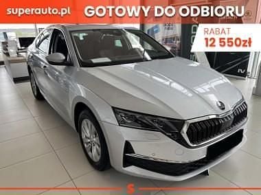 Srebrny Nowe 2025 Skoda Octavia Selection Sedan/Limuzyna | 133 200 zł (Uczciwa cena) - Obraz 1/4