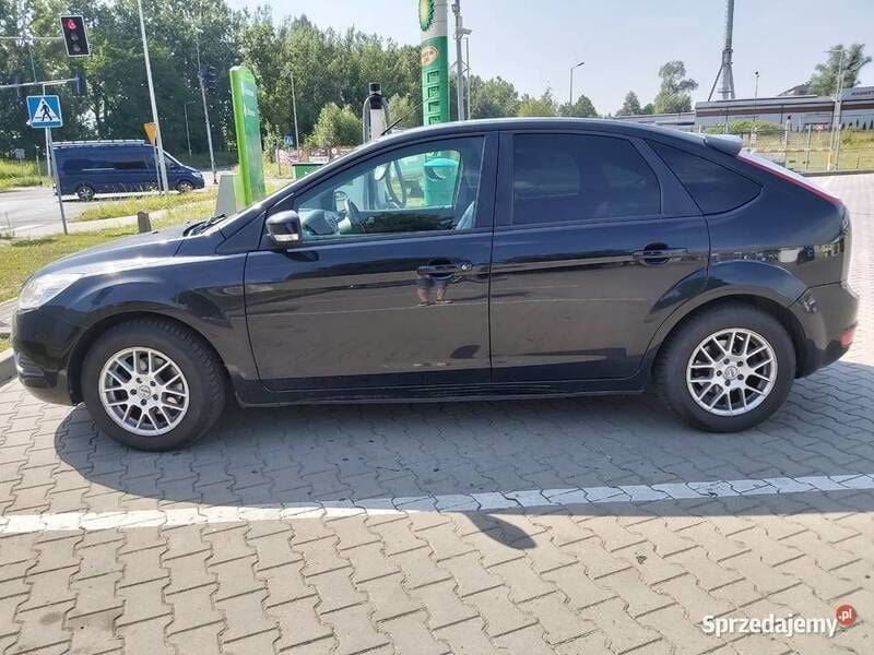 Używany Ford Focus 2008 Czarny Hatchback