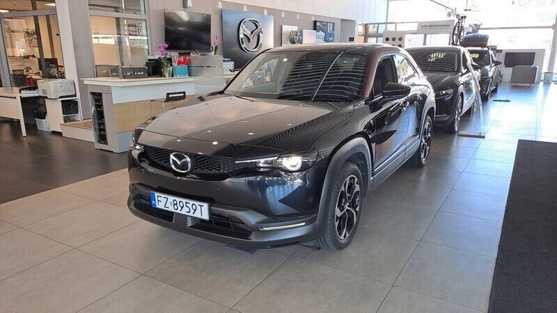 Multitone jet black Używany 2023 Mazda MX30 SUV | 139 900 zł (Dość drogi) - Obraz 1/4