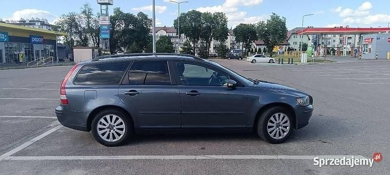 Szary Używany 2004 Volvo V50 Kombi | 14 000 zł - Obraz 1/4