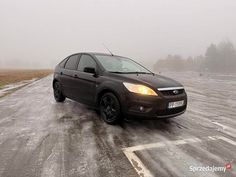 Używany Ford Focus 2010 Czarny Hatchback