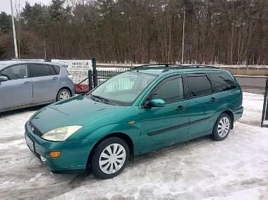 Używany Ford Focus 90 KM (66 kW) 2000 Inny kolor Kombi