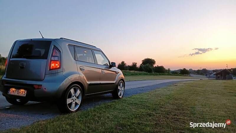 Używany Kia Soul 2009 Srebrny SUV