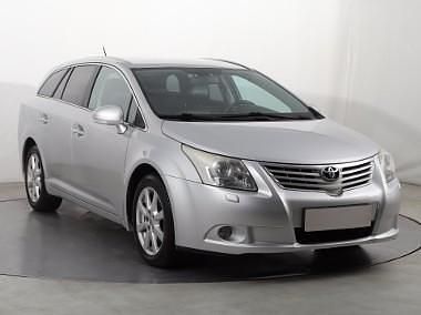 Srebrny Używany 2011 Toyota Avensis Kombi | 16 999 zł (Dobra cena) - Obraz 1/4
