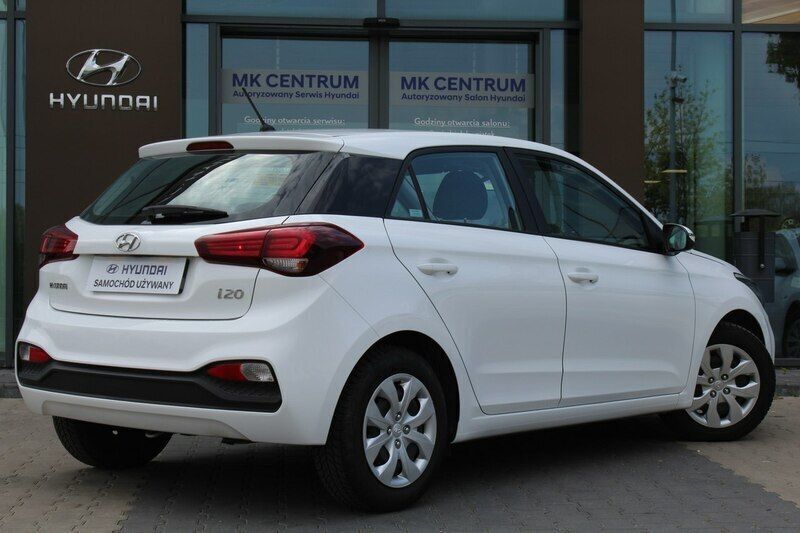 Używany Hyundai i20 Classic 84 KM (61 kW) 2019 Biały Hatchback