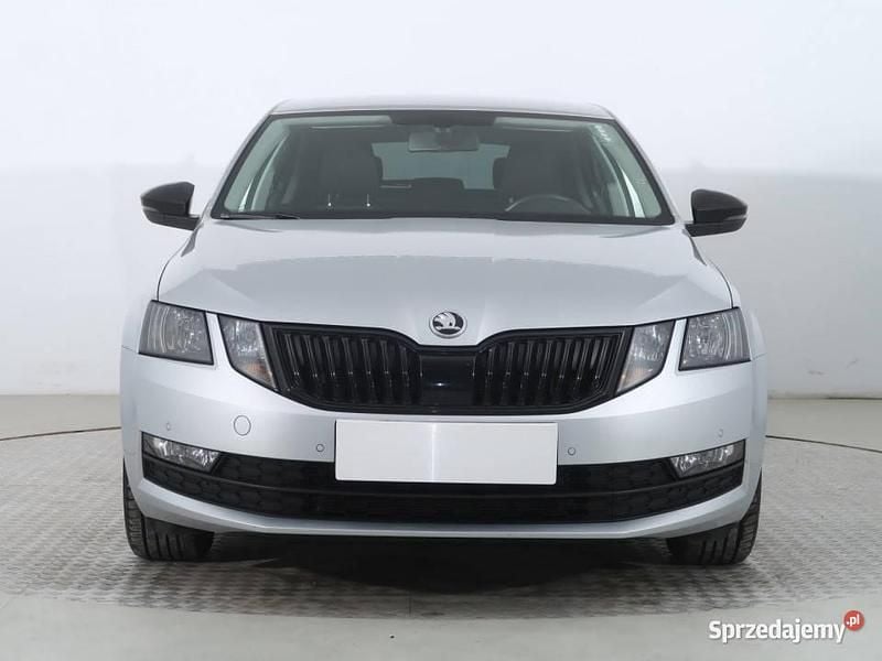 Srebrny Używany 2019 Skoda Octavia Hatchback | 57 999 zł (Dobra cena) - Obraz 1/4