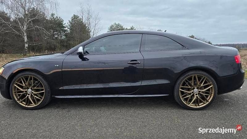 Używany Audi S5 2011 Czarny Coupe