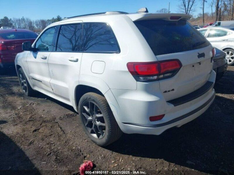 Czarny Używany 2019 Jeep Grand Cherokee SUV | 69 630 zł - Obraz 1/3