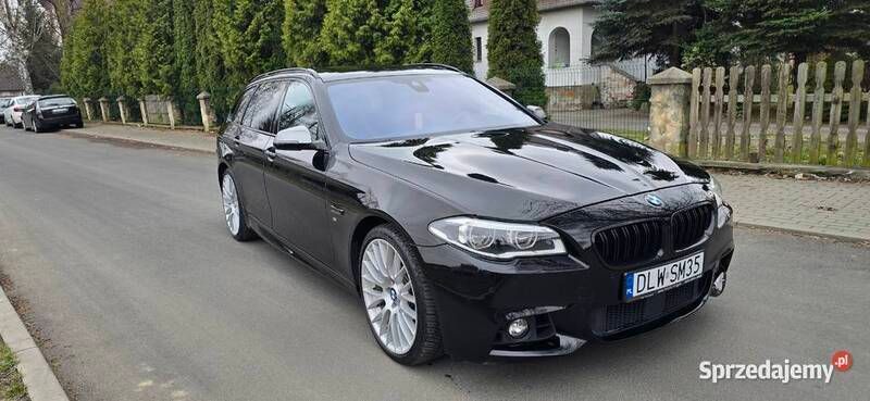 Czarny Używany 2014 BMW 535 Comfort Edition Kombi | 76 900 zł (Uczciwa cena) - Obraz 1/4
