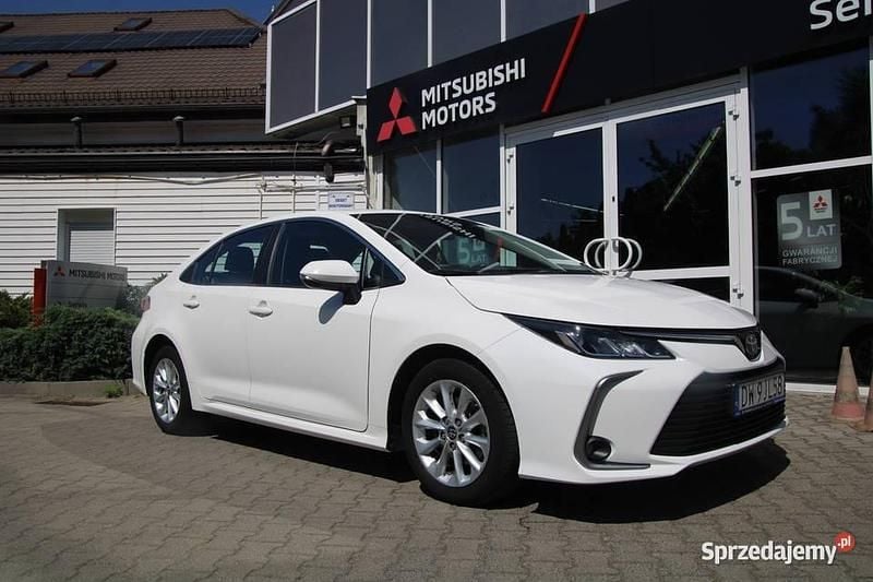 Biały Używany 2019 Toyota Corolla Sedan/Limuzyna | 59 900 zł (Dobra cena) - Obraz 1/4